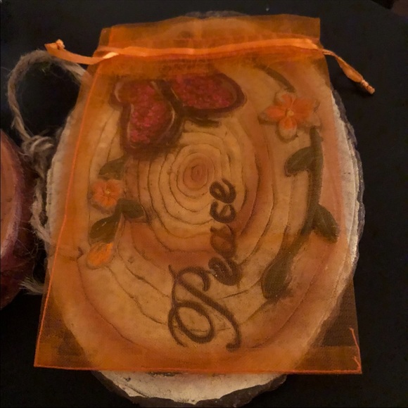 š§”SALE $5 Handmade Brand New Pink Tassel Earrings. - Picture 5 of 5